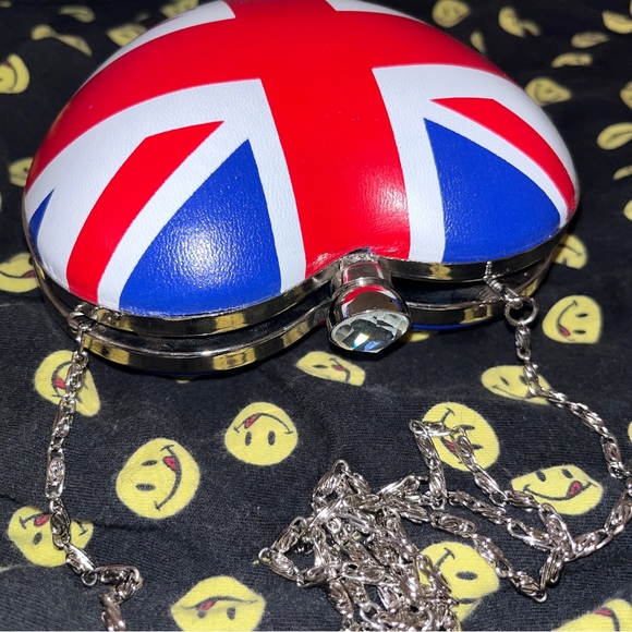 2005 Gem London Heart Clutch Britain Hard Shell - Picture 6 of 7